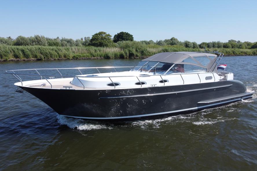 foto: 4 Van der Heijden 13.50 Cruiser