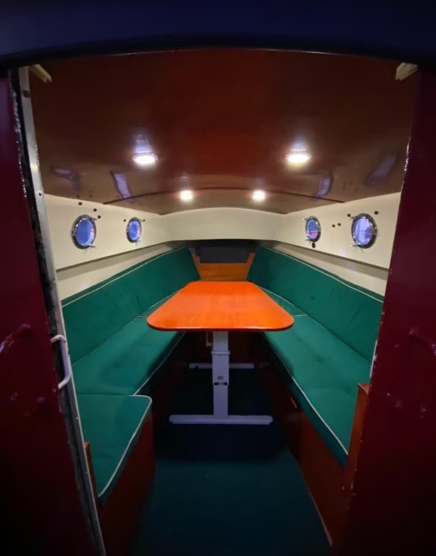 foto: 4 Kajuitvlet 6,80 OK