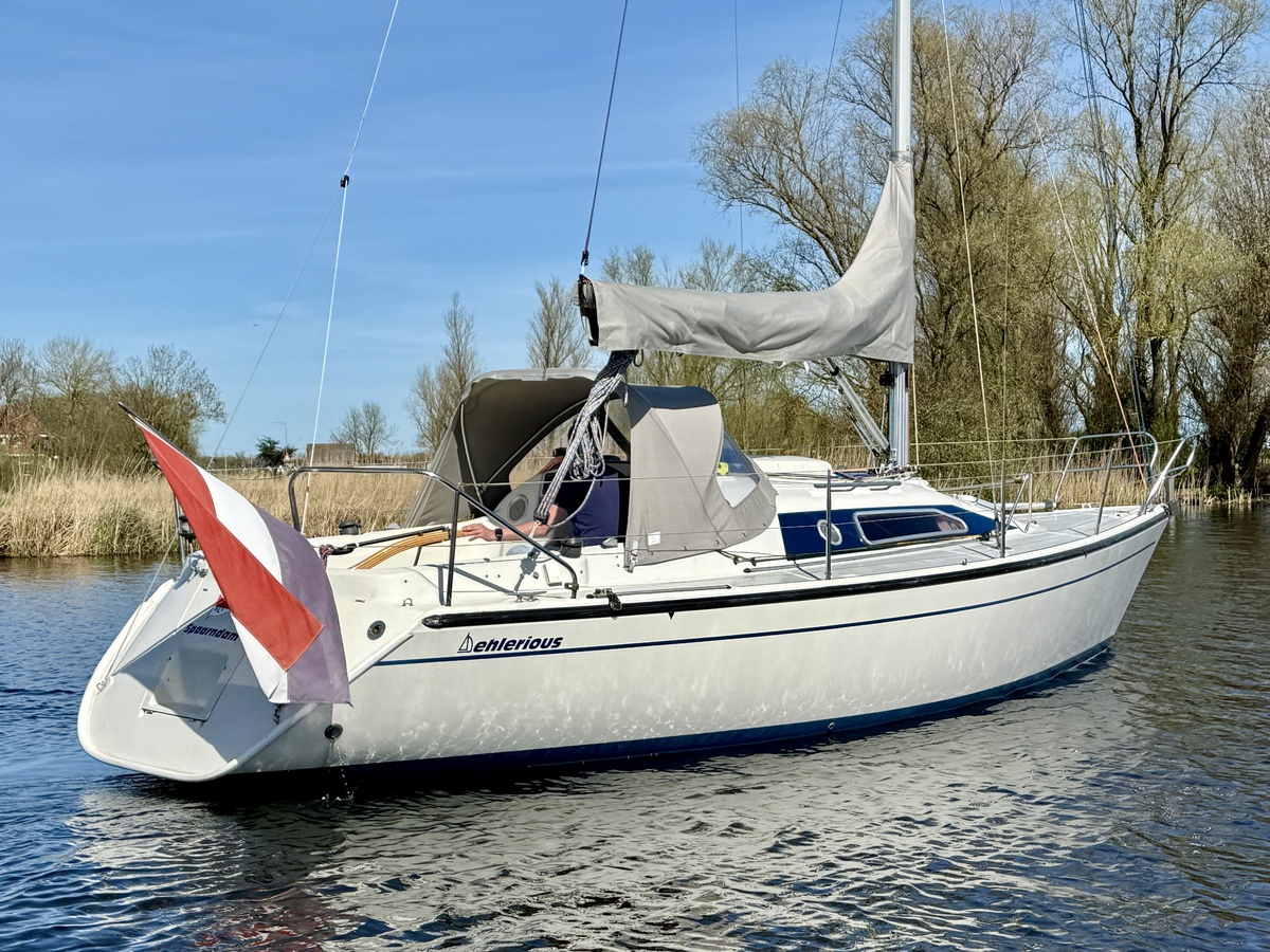Dehler 28