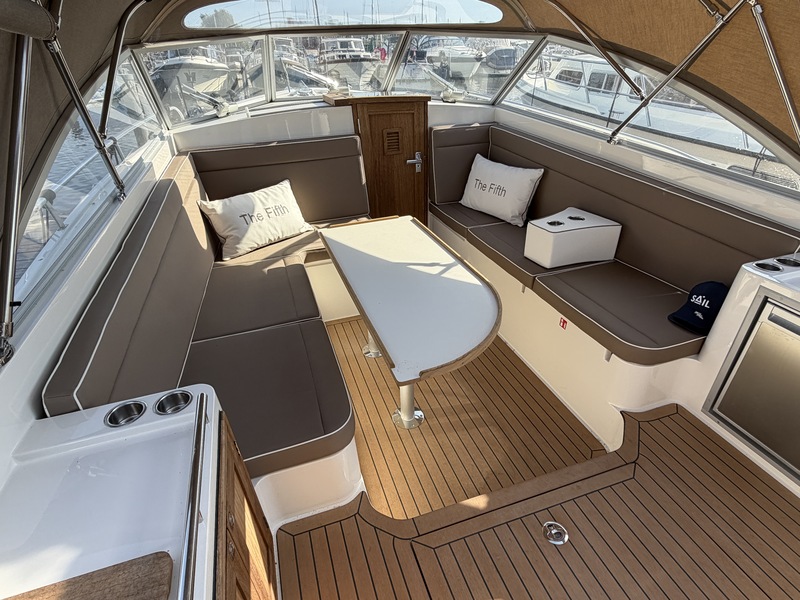 hoofdfoto: 1 Intender 950 Cabrio
