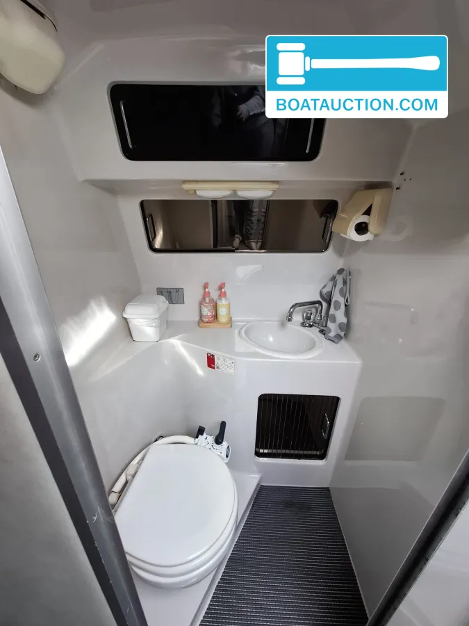 foto: 36 Chaparral 2370 SL