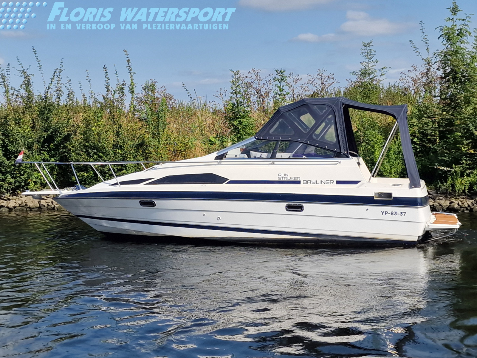 foto: 17 Bayliner 2455 Ciera