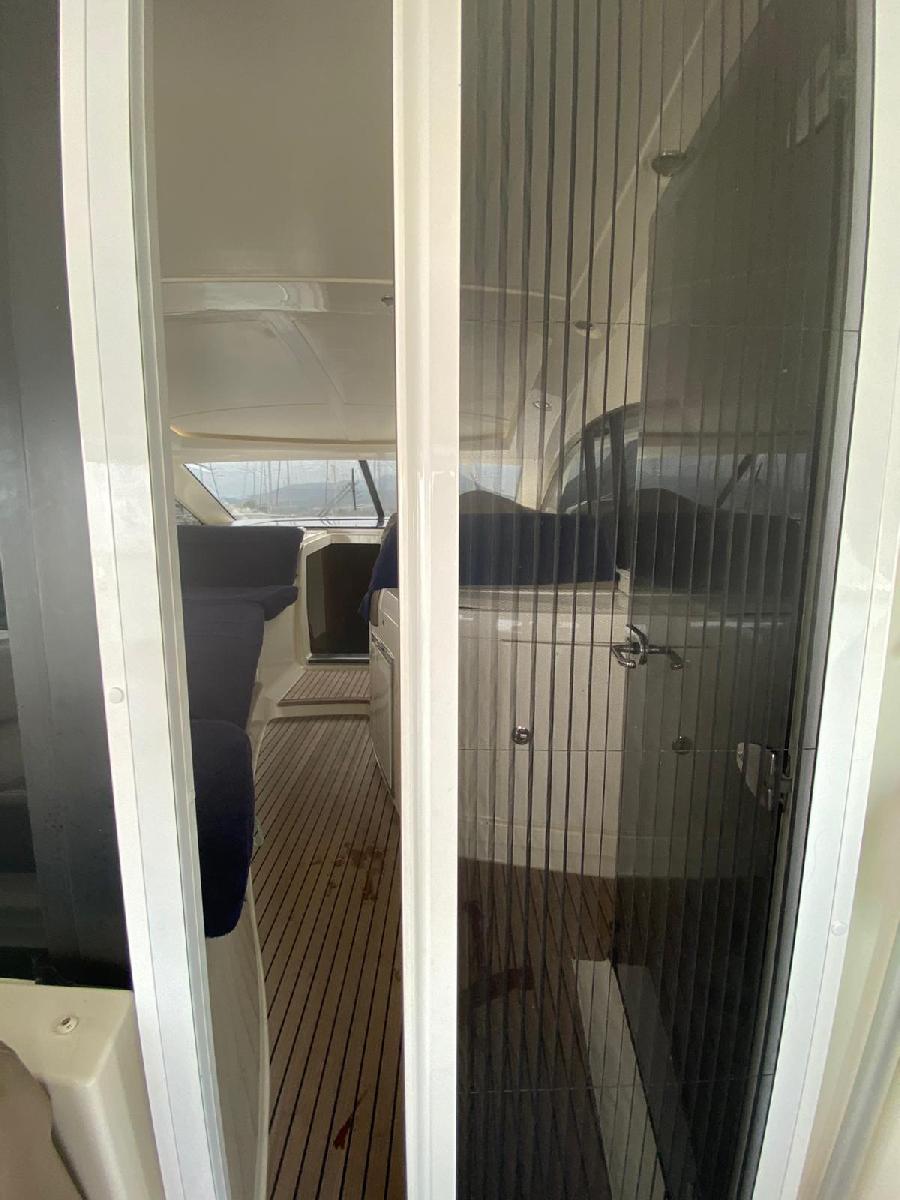 foto: 31 Prestige 440 S