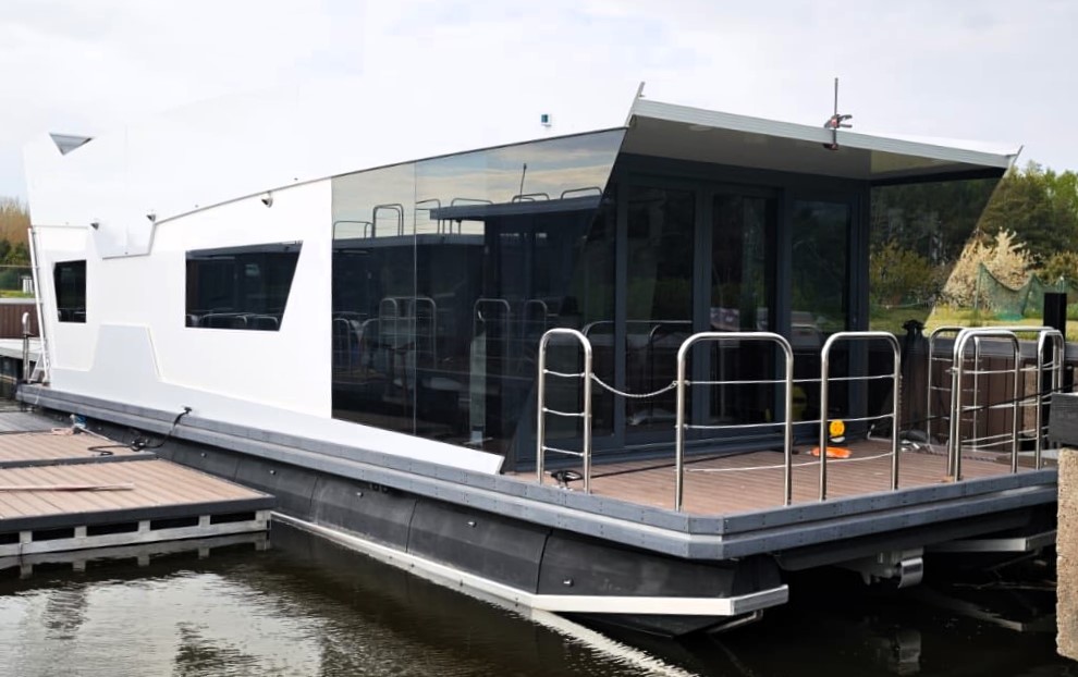Nordic Season NS 43 EVO 37 CE-C Houseboat