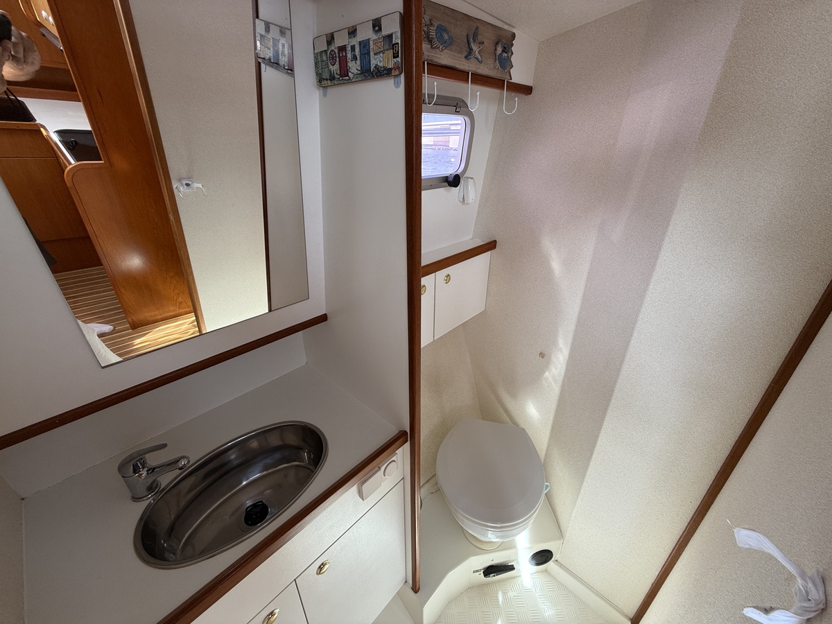 foto: 105 Exellent 1000 Hybride Patrol