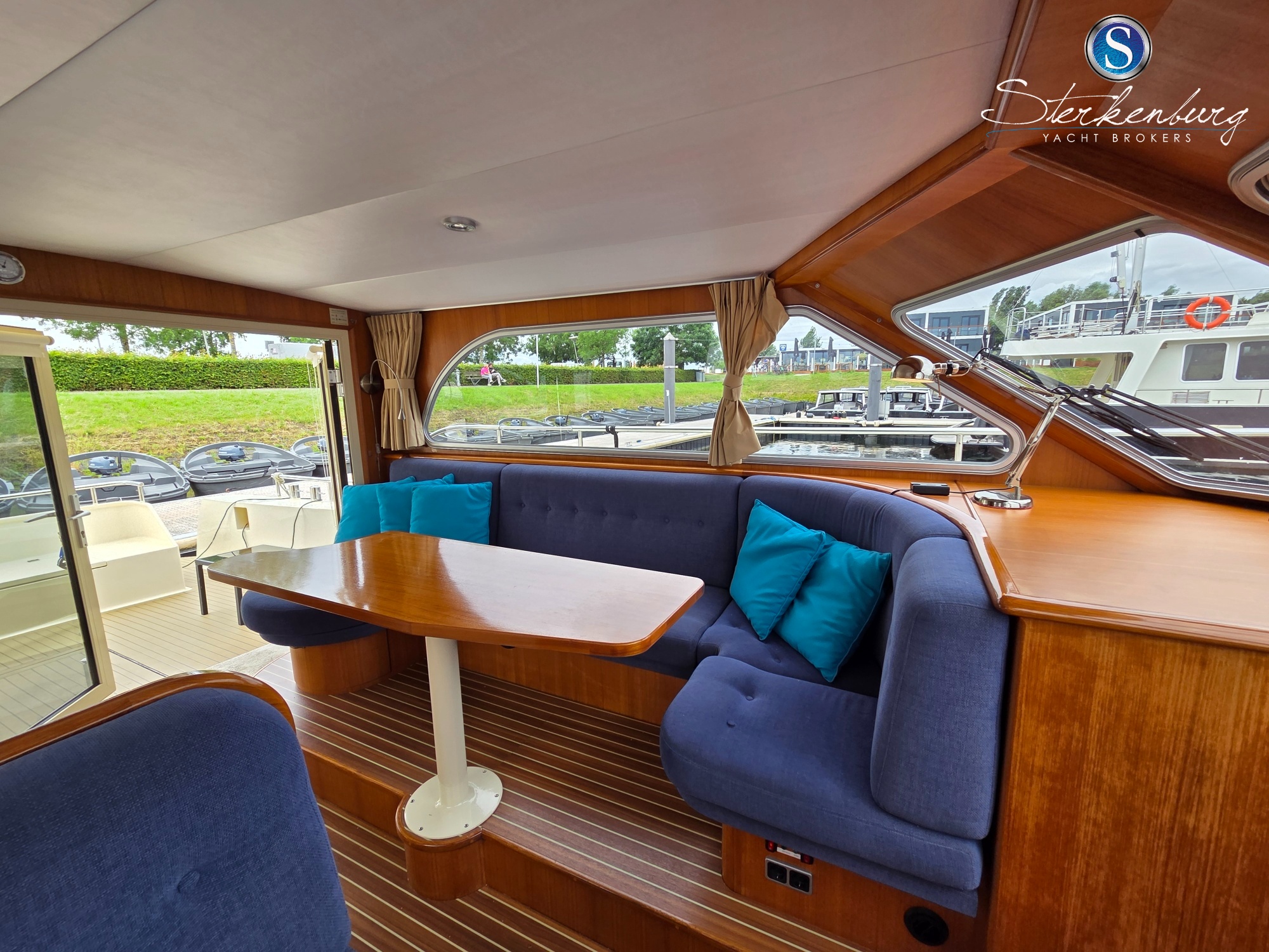 foto: 28 Stevens Nautical Easy 41/43 Fly