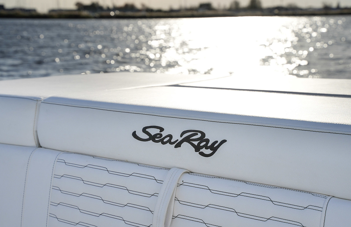foto: 95 Sea Ray SPX 230 Outboard