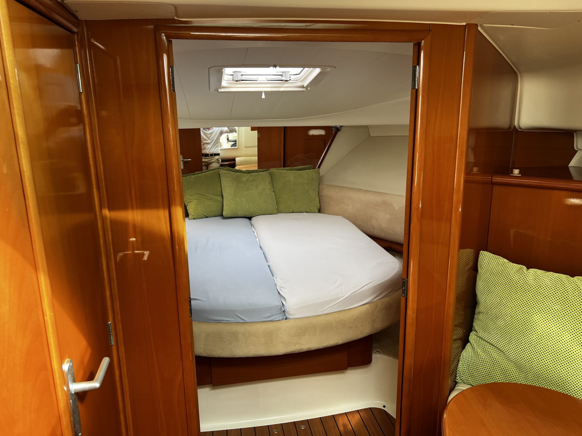 foto: 111 Jeanneau Jeanneau Prestige 34S HT