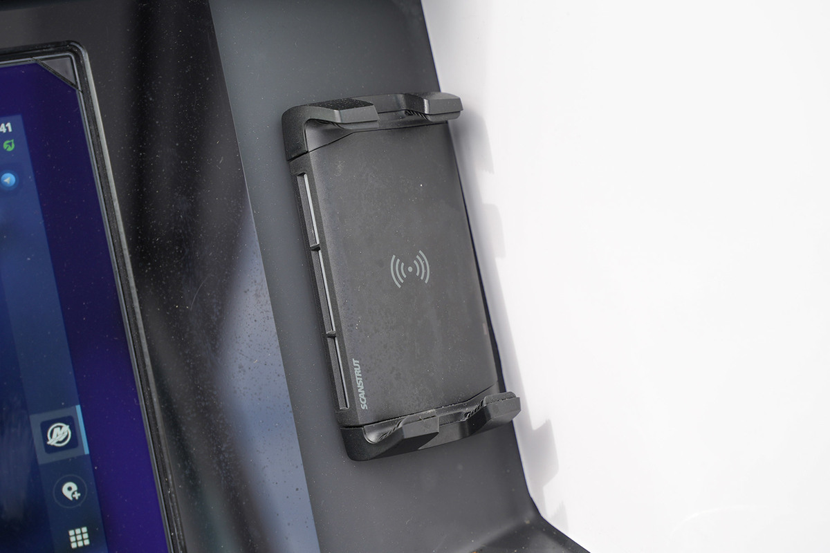 foto: 61 Axopar 29 XC Cross Cabin