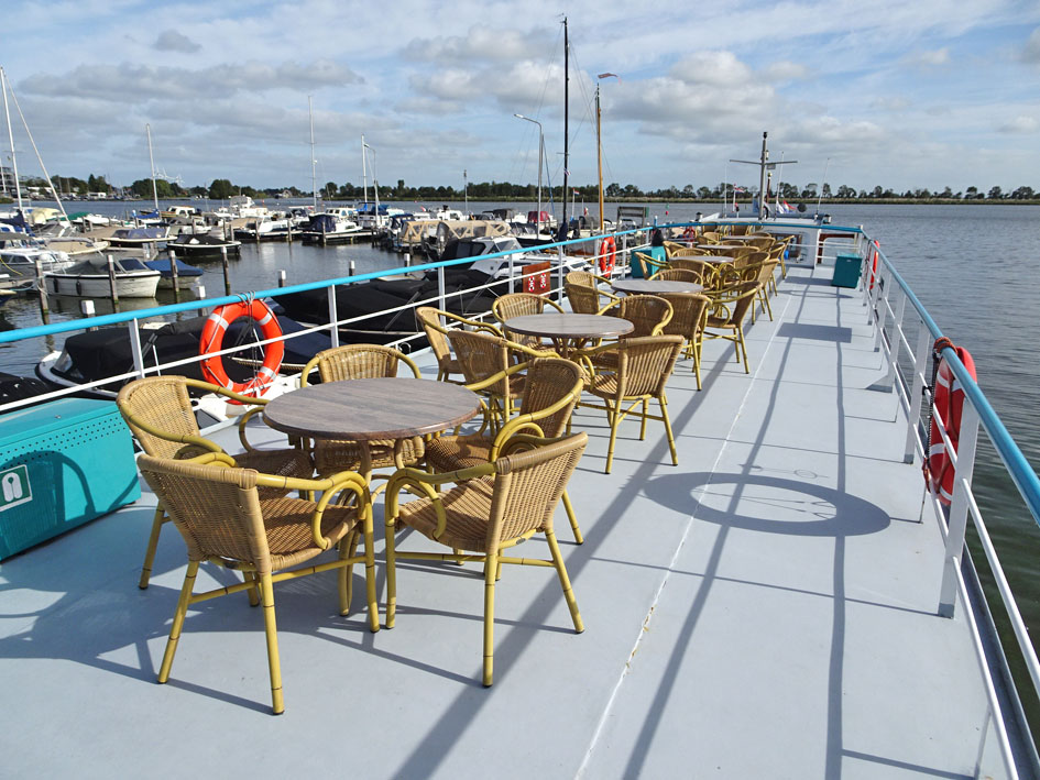 foto: 64 Hybride Rondvaartboot 140 passagiers