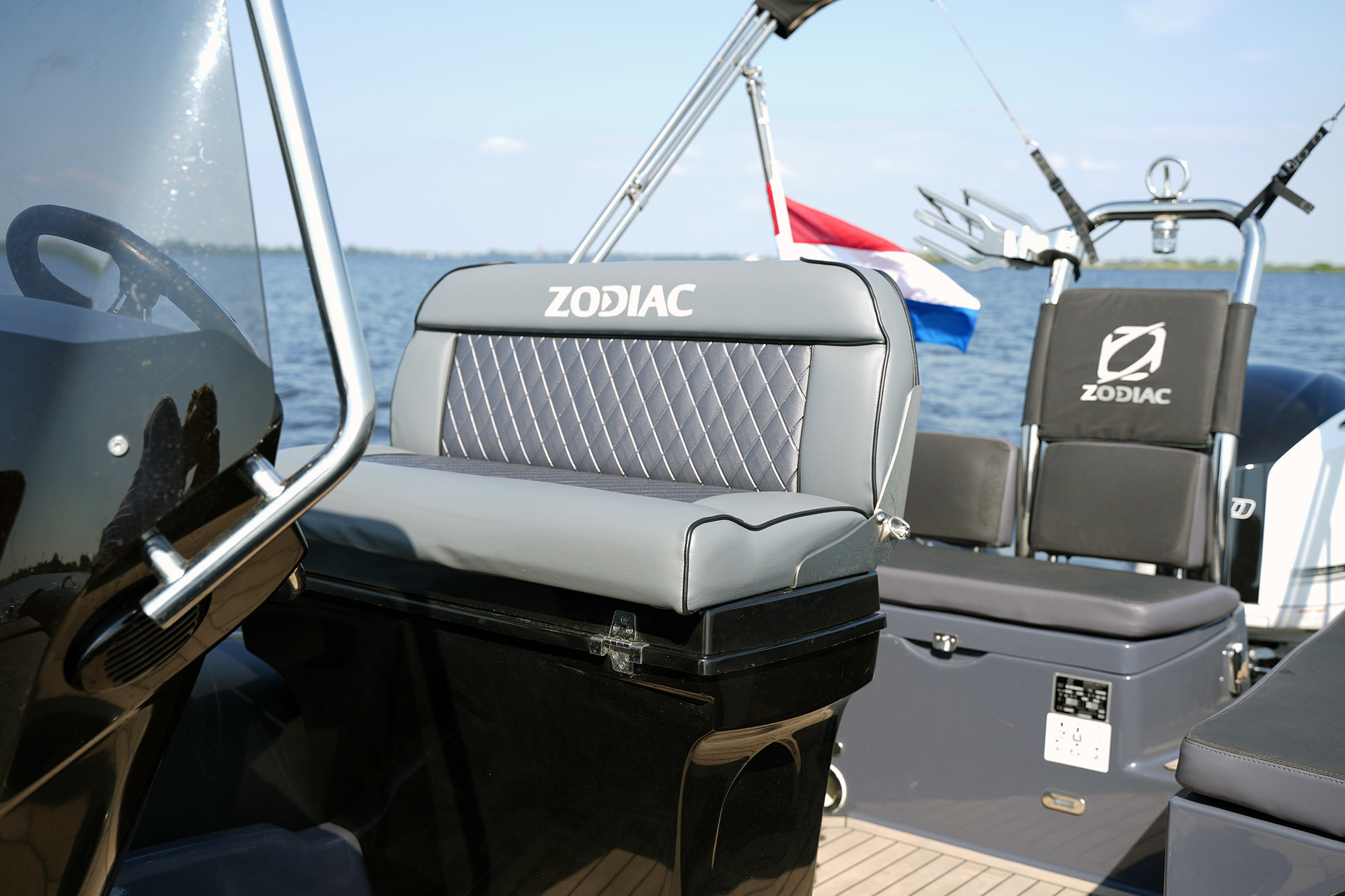 foto: 46 Zodiac N-ZO 680 