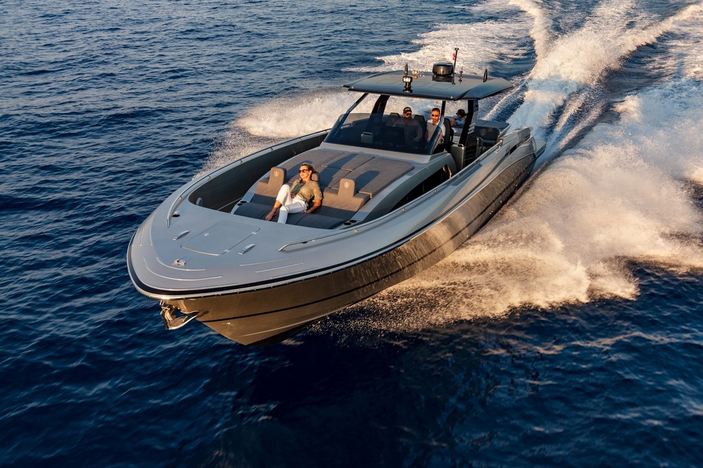 foto: 28 Canados Gladiator 493 Grand