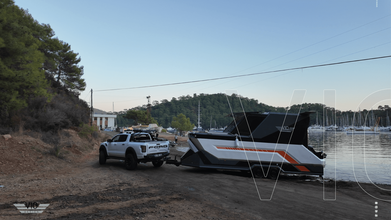 Vio Design Caravan Boat
