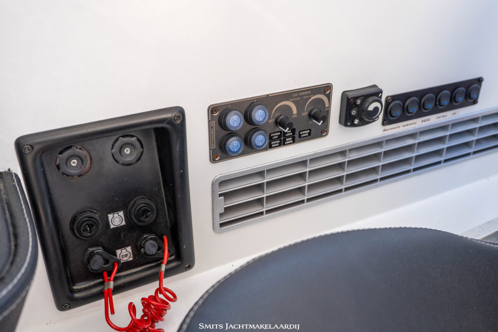 foto: 39 Bertram Bertram 25