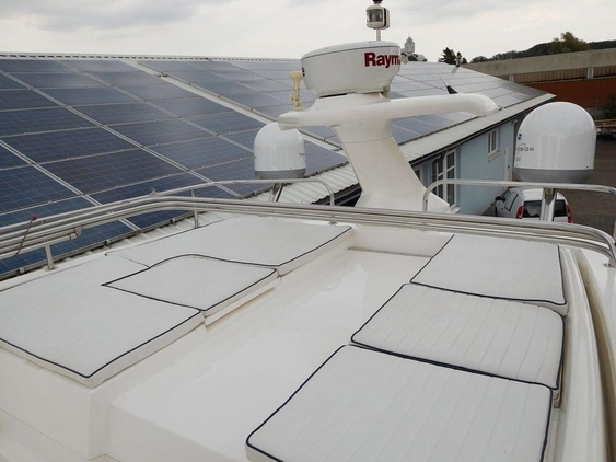 foto: 31 Sealine F 37