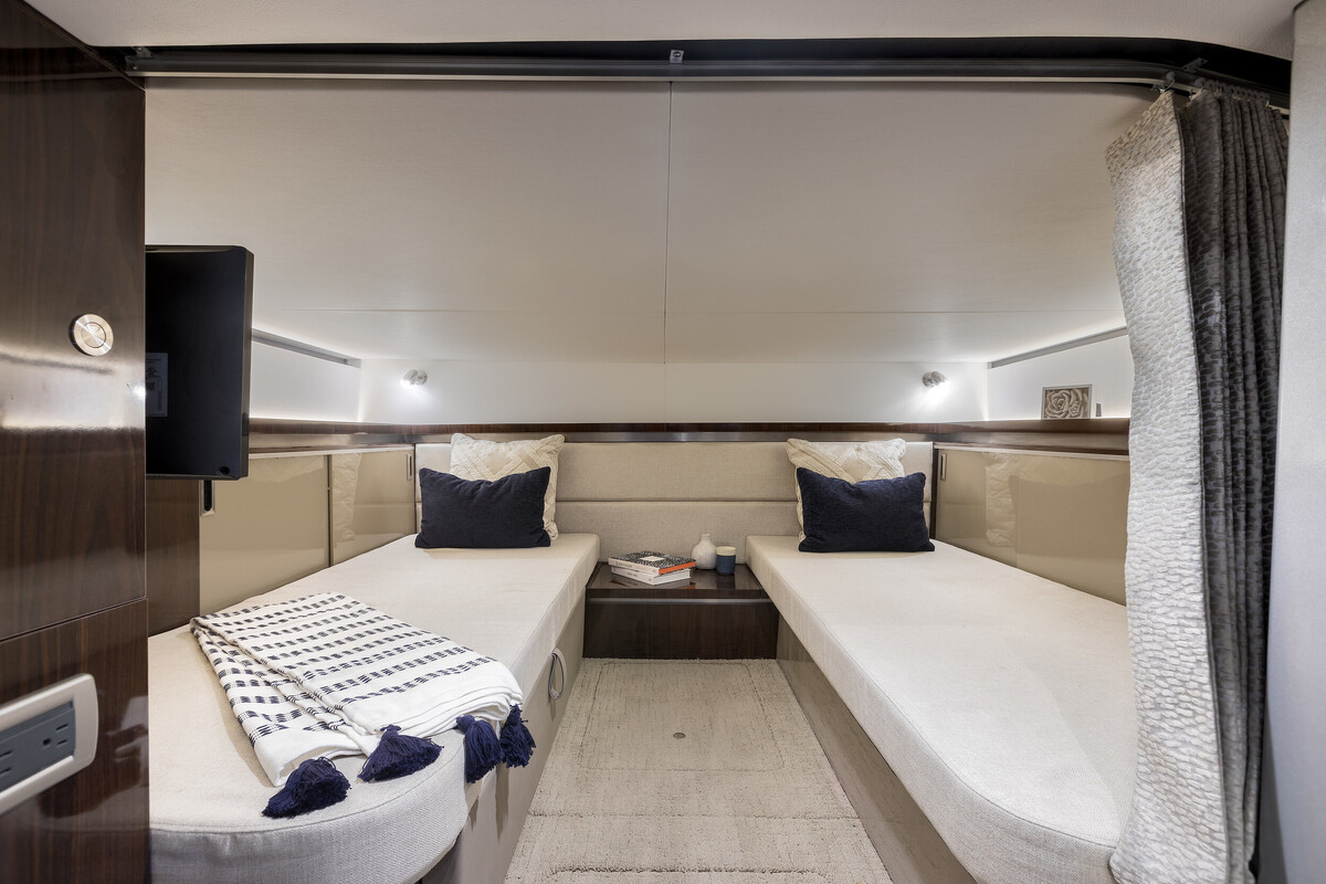 foto: 46 Sea Ray Sundancer 320 OB