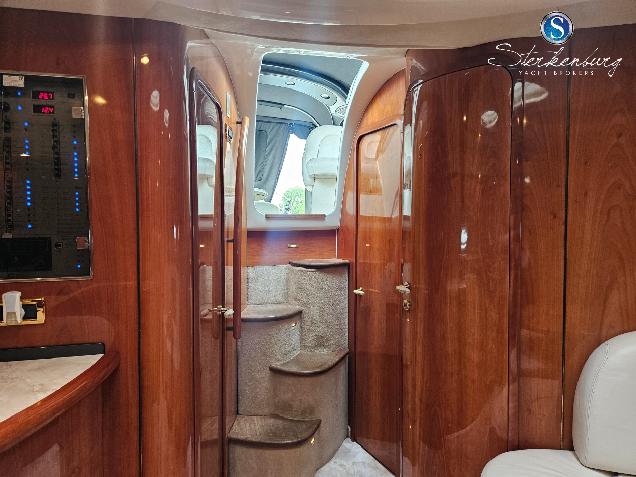 foto: 57 Cranchi 50 mediterranee