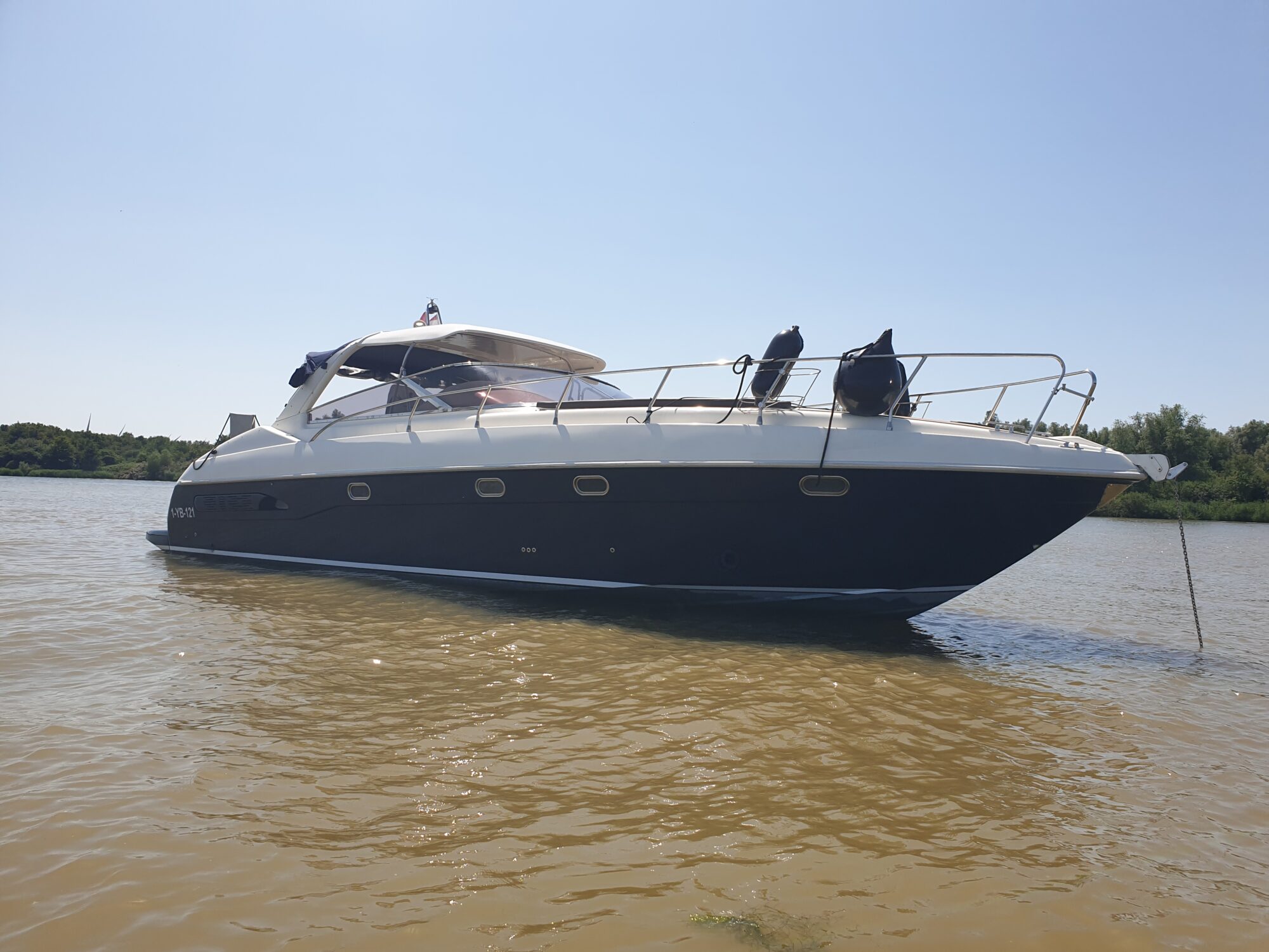 foto: 116 Airon Airon Marine 425 HT