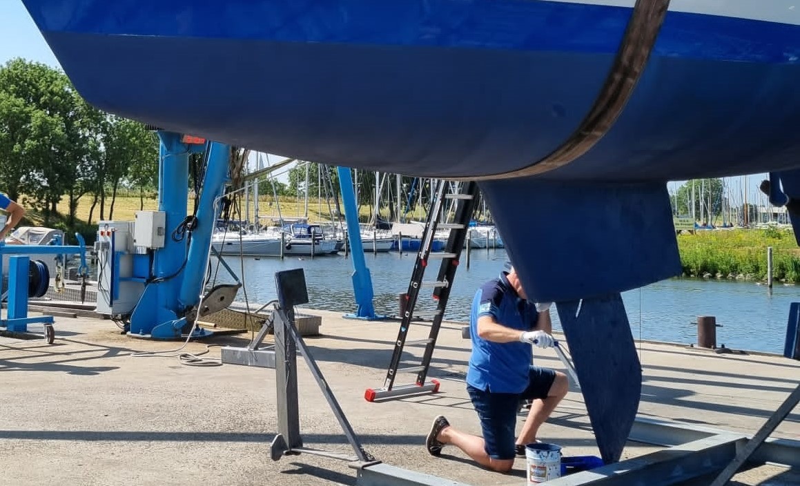 foto: 42 Bavaria 890