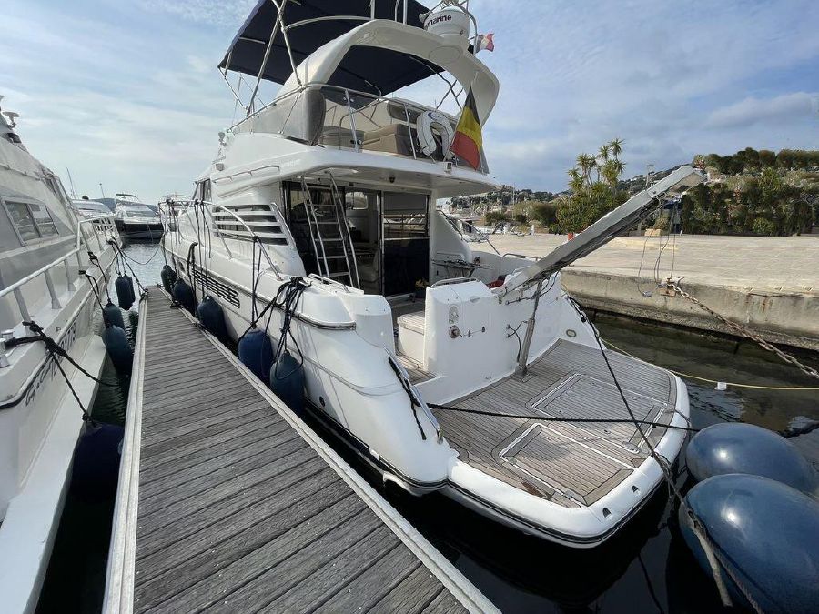 foto: 31 Fairline  Squadron 50