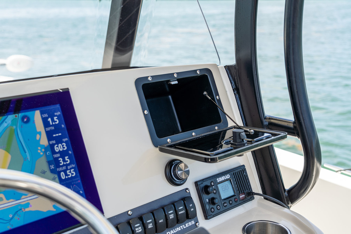 foto: 34 Boston Whaler 280 Dauntless