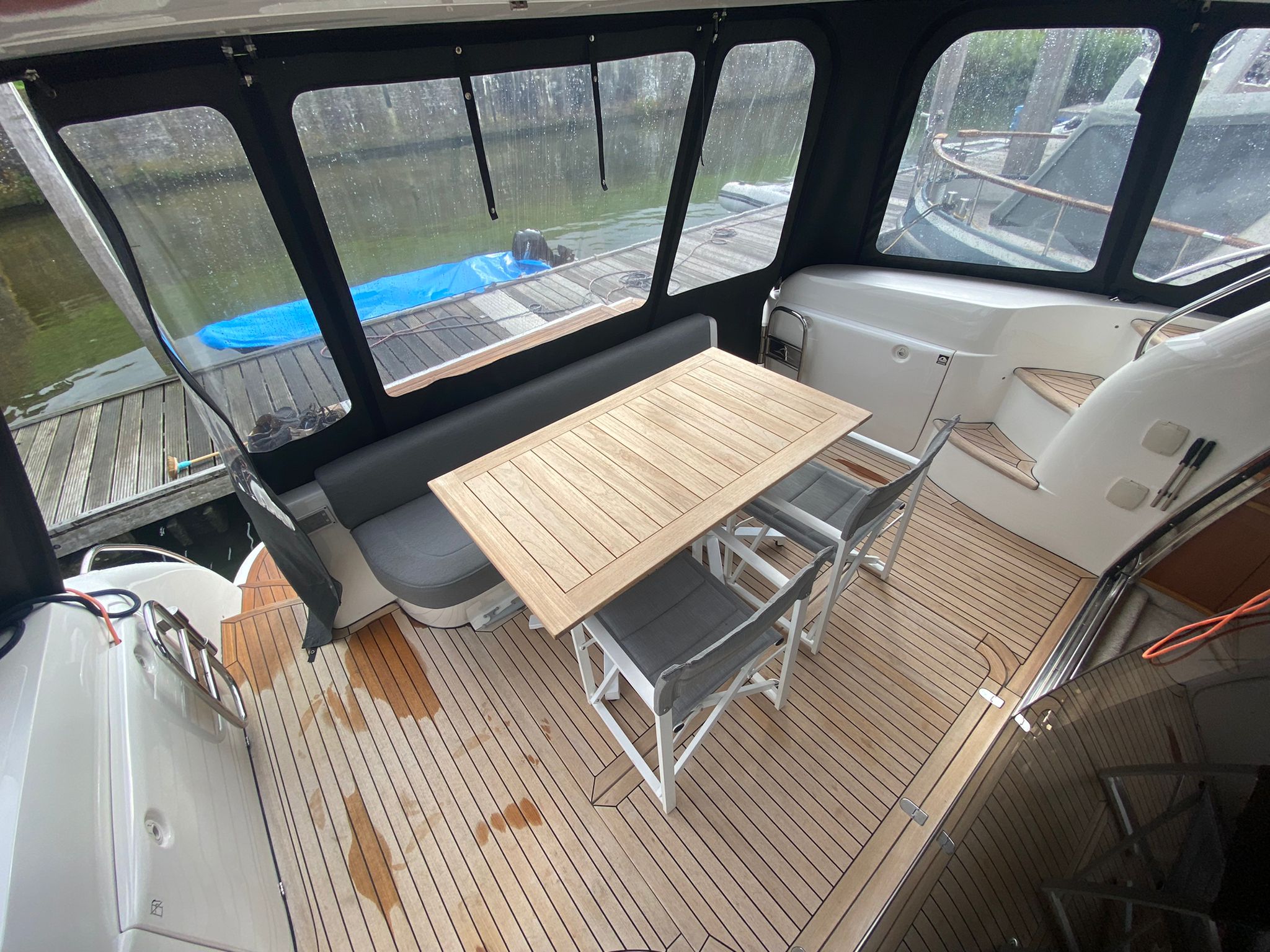 foto: 25 Sealine T52