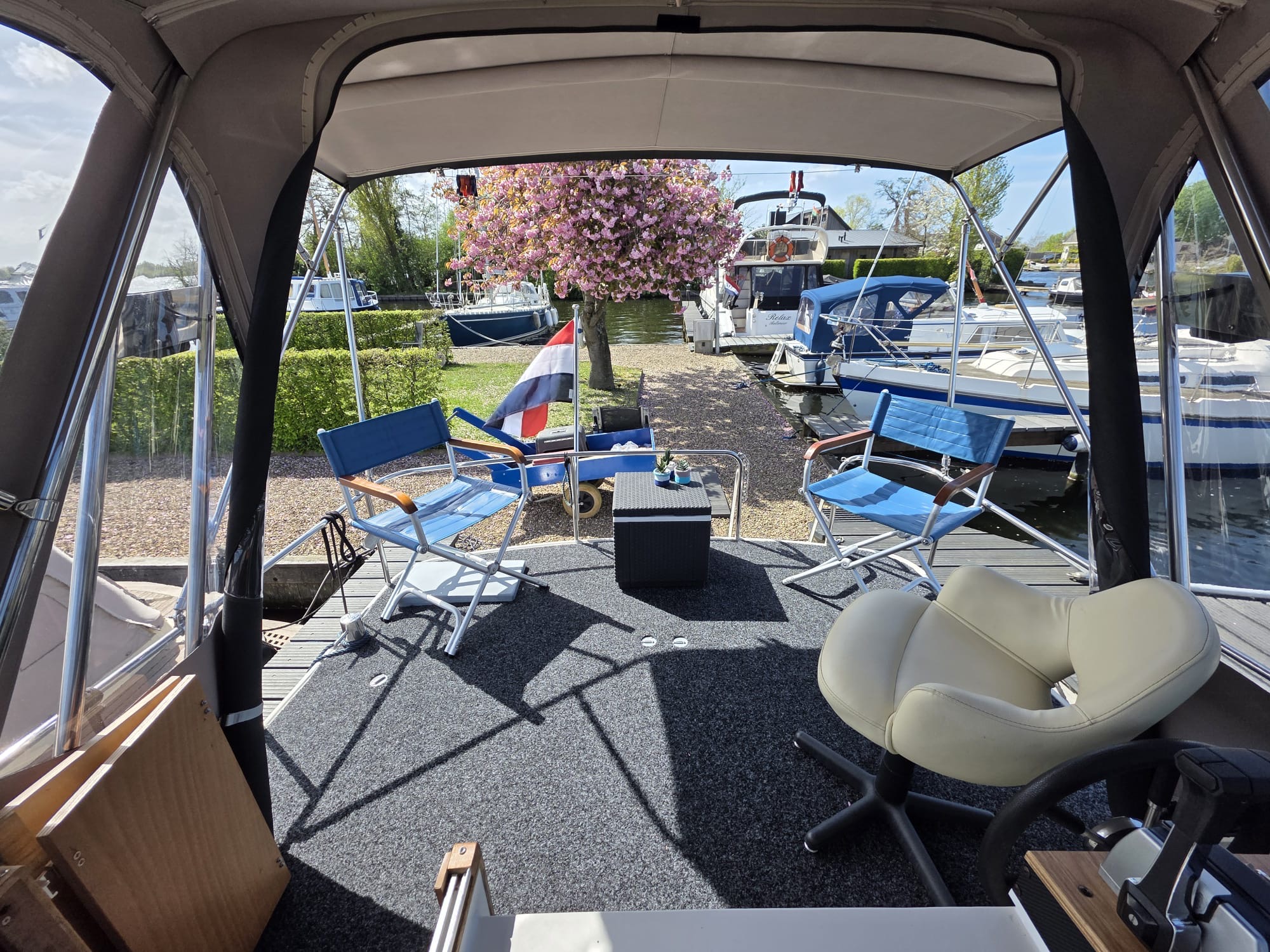 foto: 59 Bege Bege 9.50 AK Cabrio