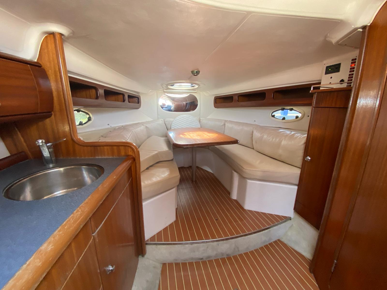 foto: 17 Bavaria 29 DC