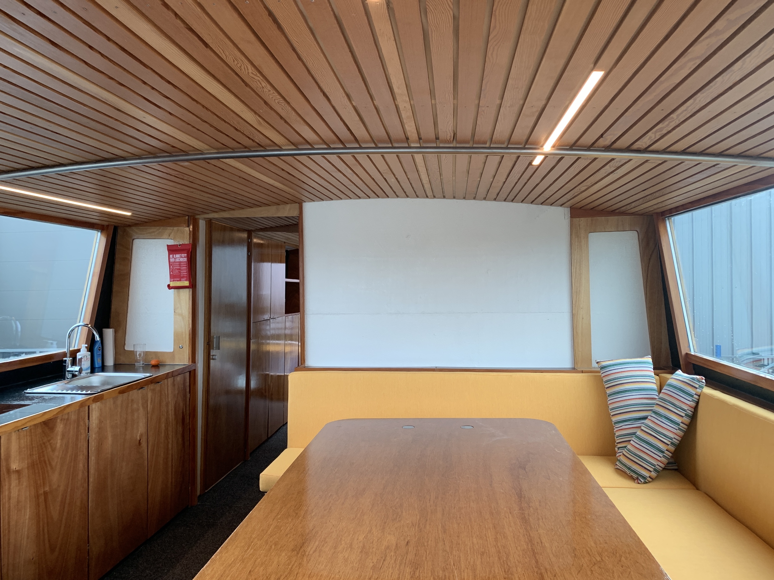 foto: 23 Motor Catamaran 11.60