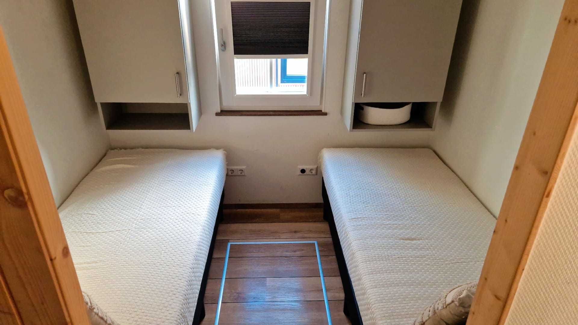 foto: 131 HOMESHIP VaarChalet In Amsterdam 1250D Luxe Houseboat