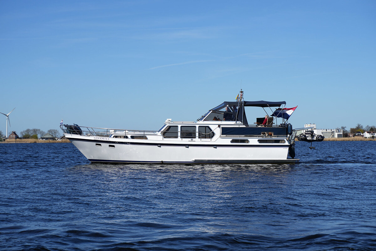 foto: 4 Valkkruiser 1350 AK