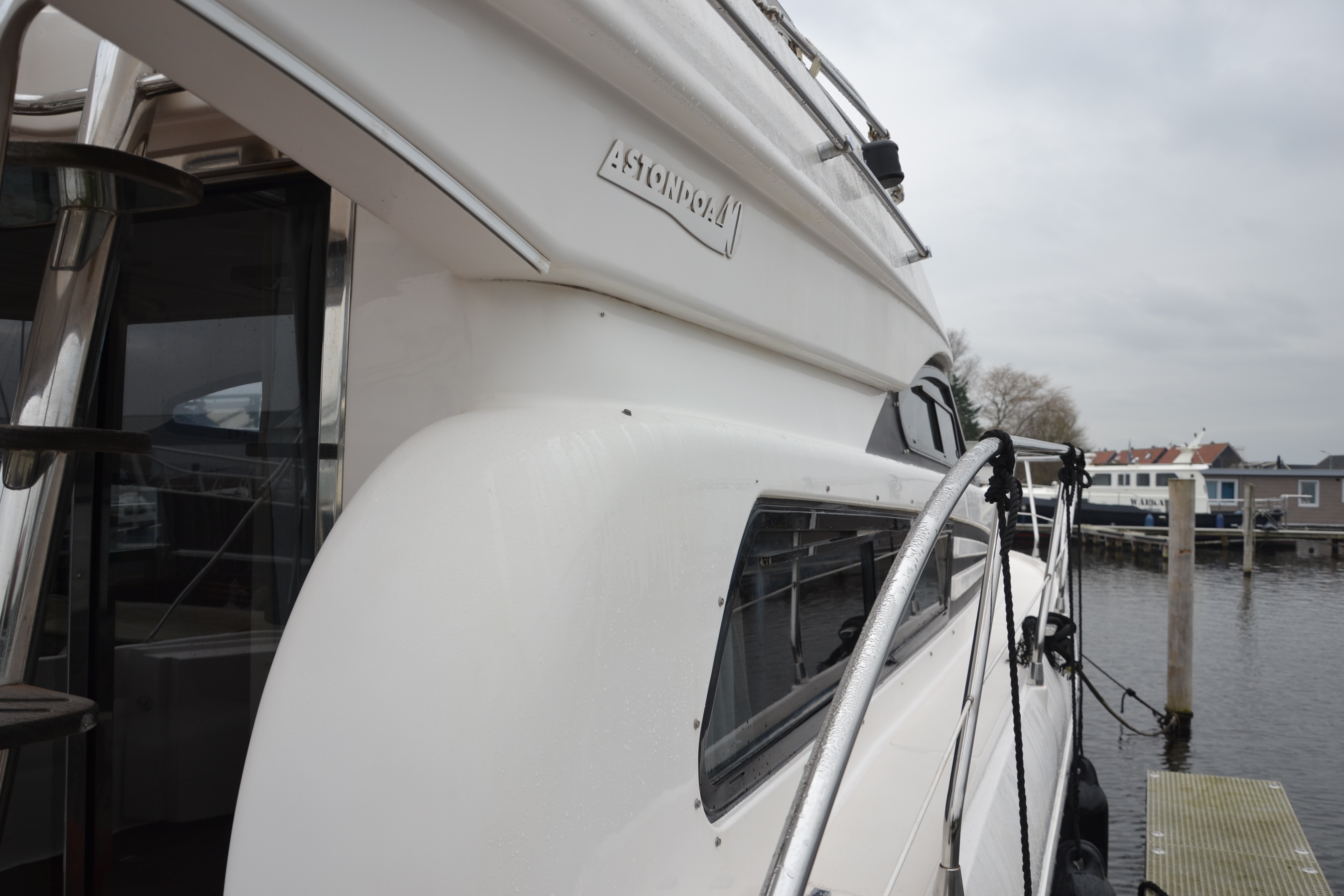 foto: 5 Astondoa  40 Fly