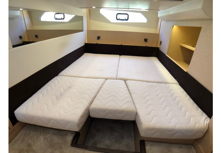 foto: 32 Prestige 420