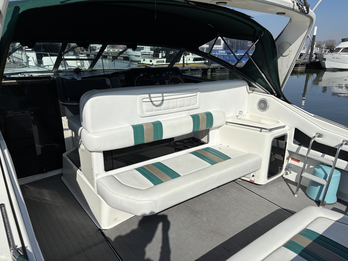 foto: 17 Sea Ray 370 Sundancer