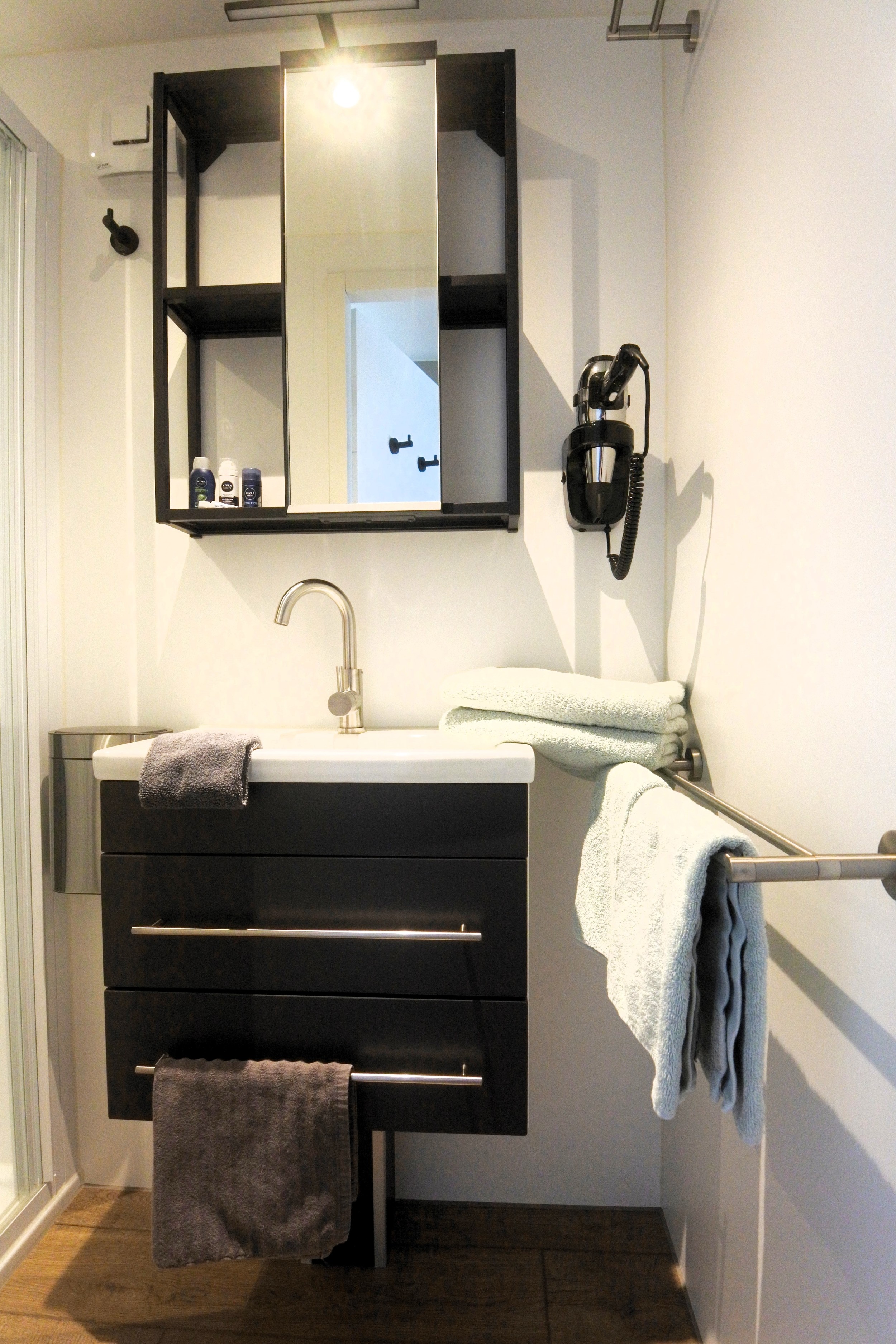 foto: 63 Castalia Met Koopligplaats 1460 X 500 Special Houseboat