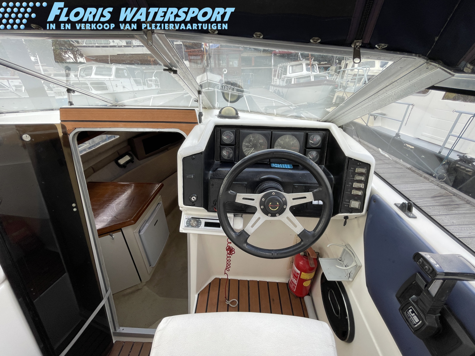 foto: 85 Bayliner 2455 Ciera