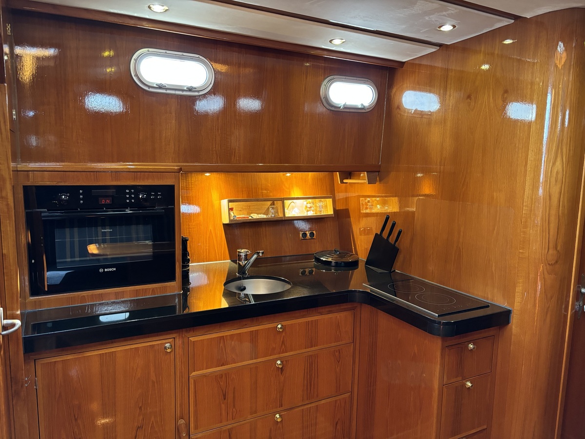 foto: 33 Hemmes Trawler 1500