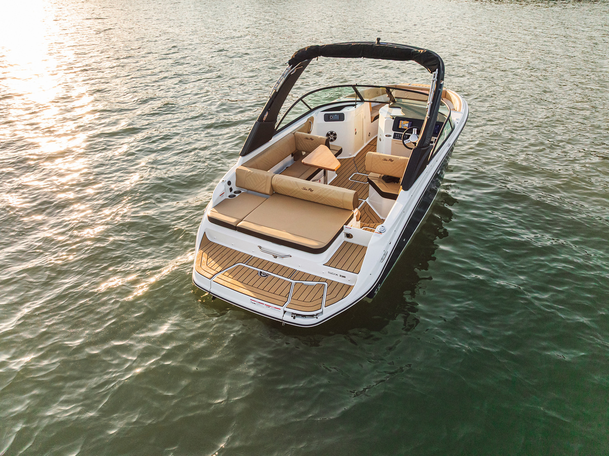 foto: 42 Sea Ray SDX 230