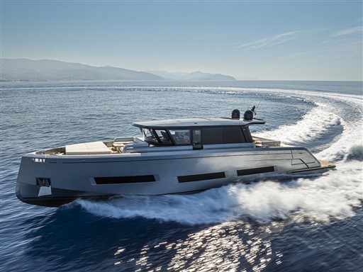 foto: 4 Pardo Yachts Gt 75 - New
