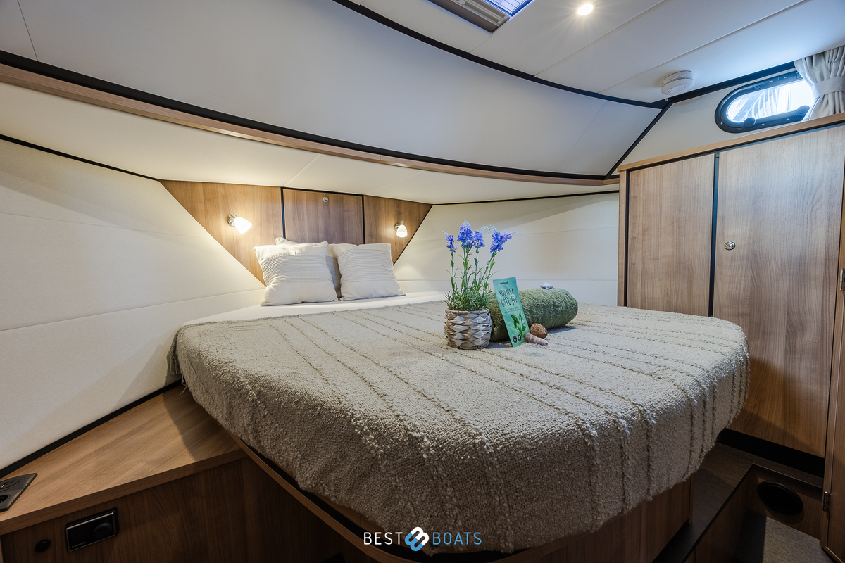 foto: 4 Linssen  40SL Sedan - 75 Years Anniversary Edition  