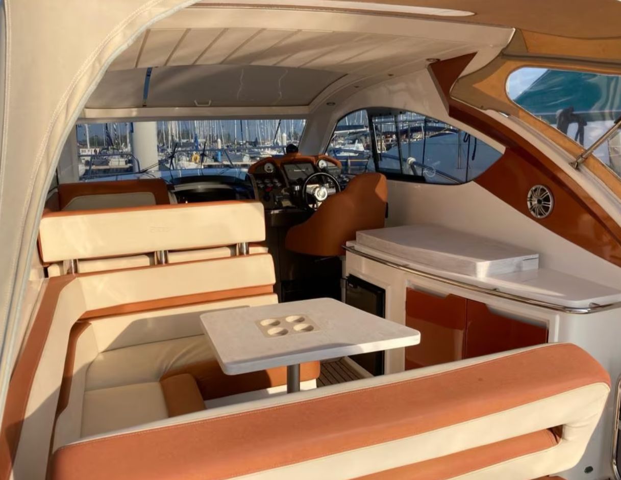 foto: 24 Galeon 325 HT