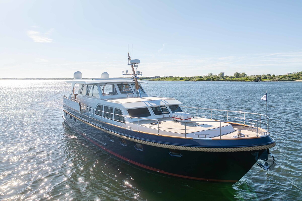 foto: 5 Linssen Grand Sturdy 590 AC Wheelhouse L-Class