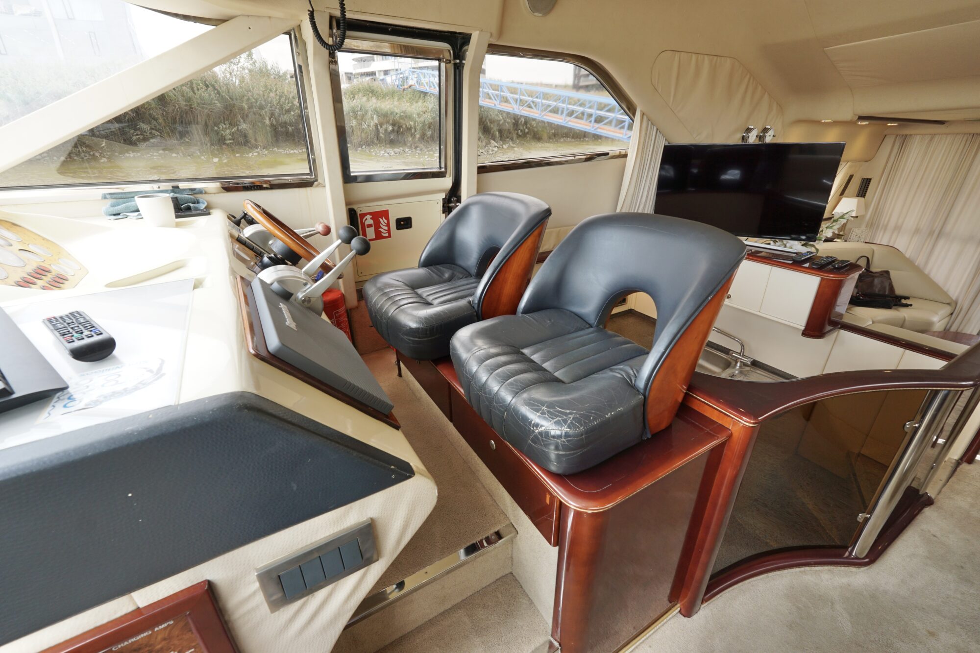 foto: 65 Princess Princess 60 Flybridge