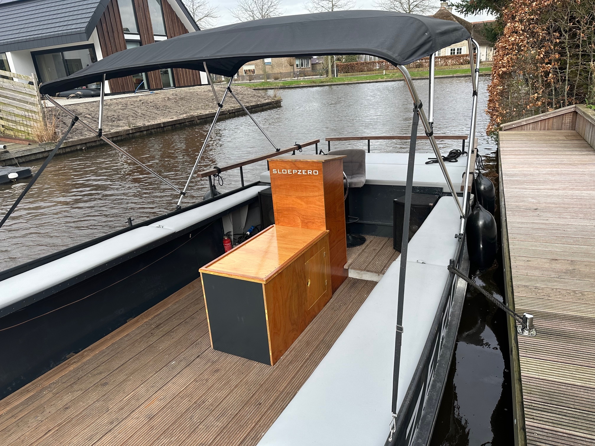 foto: 4 Party  Sloep 850
