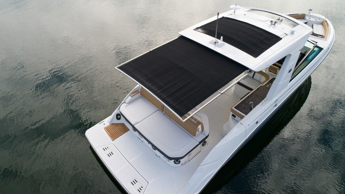 foto: 23 Sea Ray SLX 400