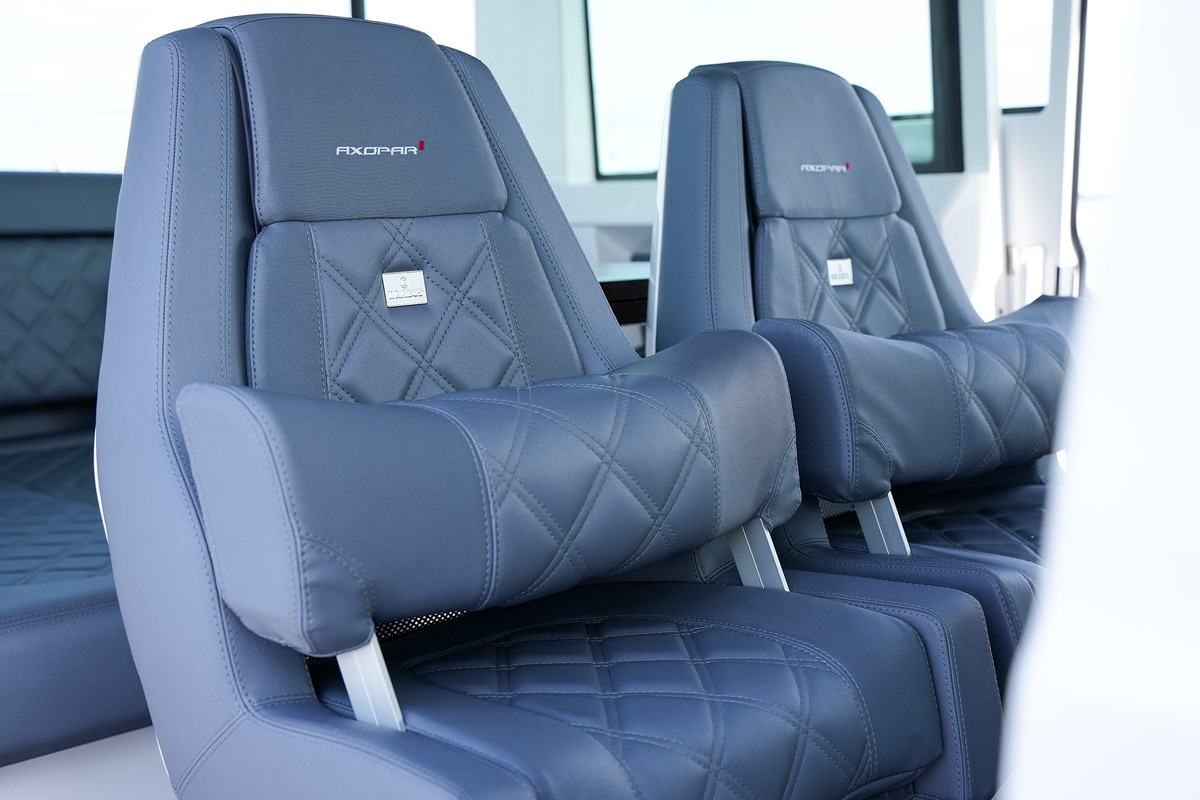 foto: 71 Axopar 37 XC Cross Cabin