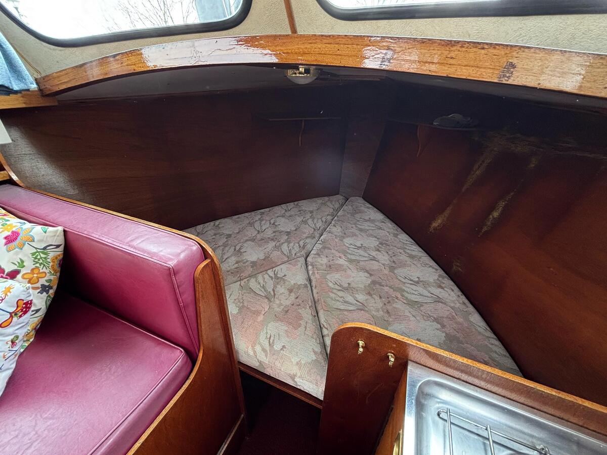 foto: 4 Curtevenne 750