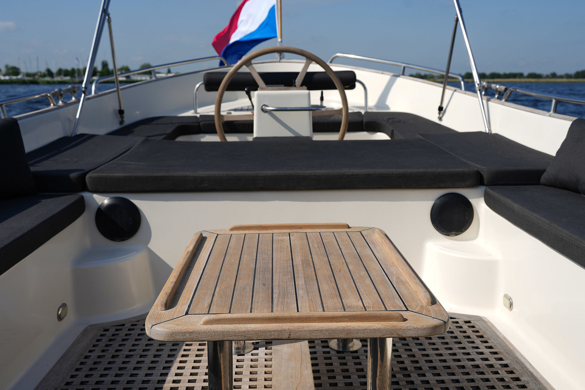 foto: 60 Jan van Gent 10.35 Cabin
