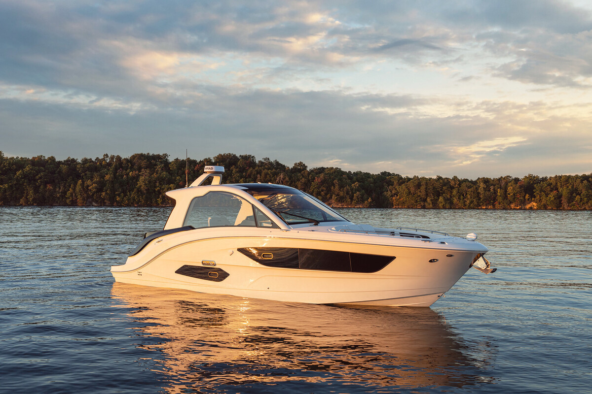 foto: 119 Sea Ray Sundancer 370