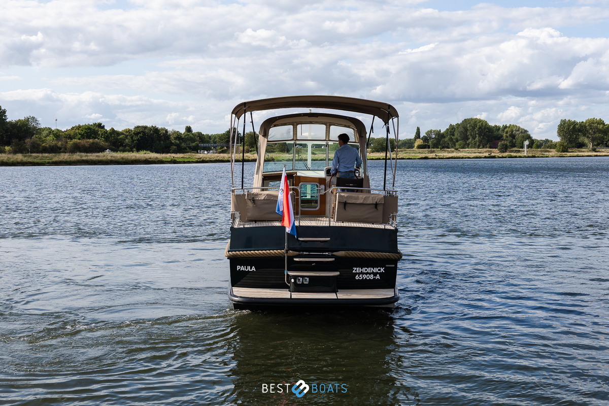 foto: 4 Linssen Classic Sturdy 32 AC